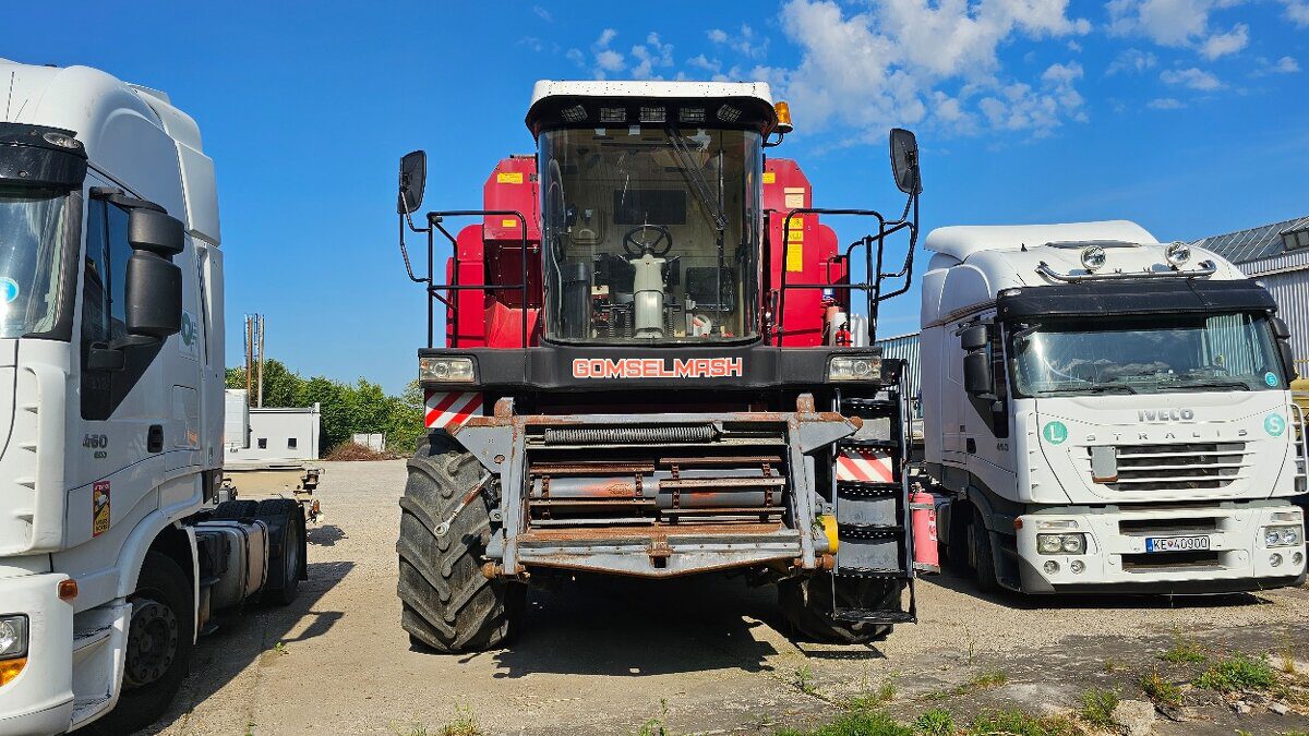 Kombajn GOMSELMAŠ PALESSE GS12 2015