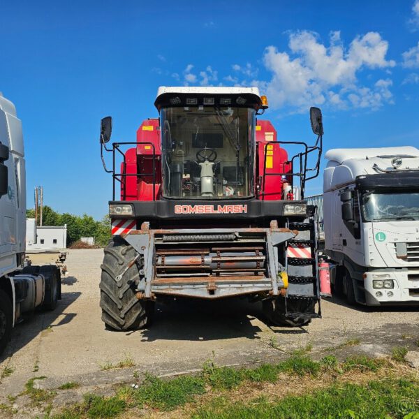 Kombajn GOMSELMAŠ PALESSE GS12 2015