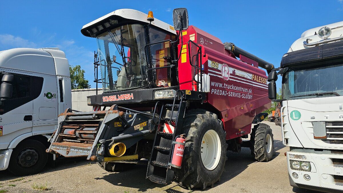 Kombajn GOMSELMAŠ PALESSE GS12 2015
