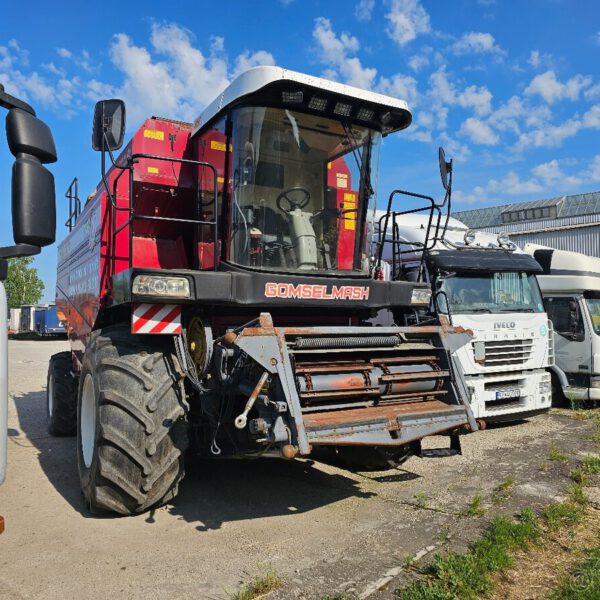 Kombajn GOMSELMAŠ PALESSE GS12 2015
