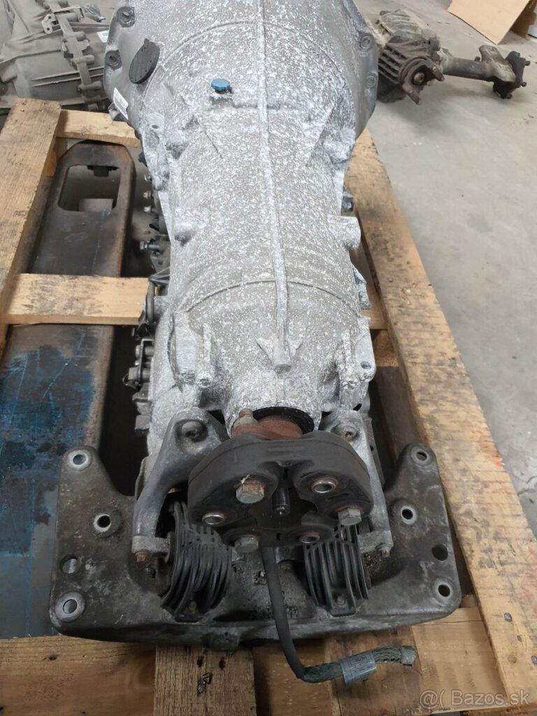 8-stupňová prevodovka ZF 8HP 70 (4)