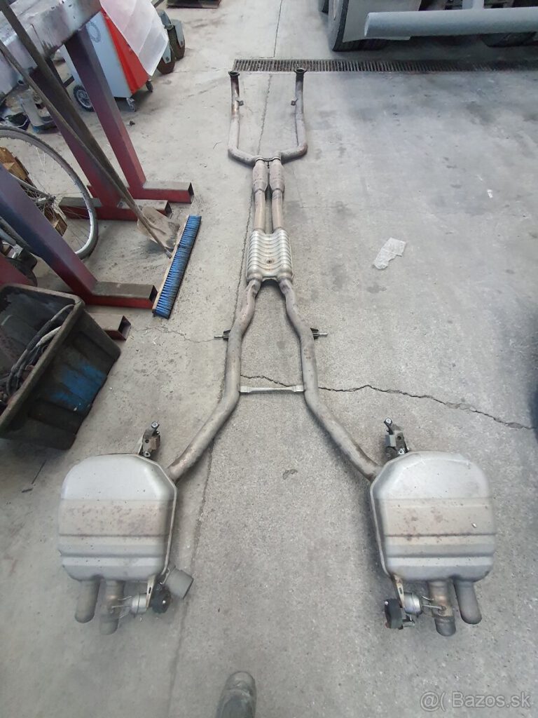 Kompletný výfuk od zvodov - BMW 750i / Activehybrid 7 OEM
