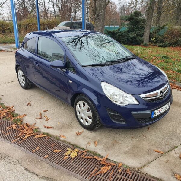 Opel Corsa 1.4 benzín