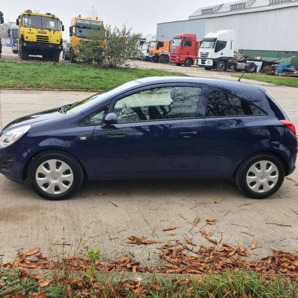 Opel Corsa 1.4 benzín